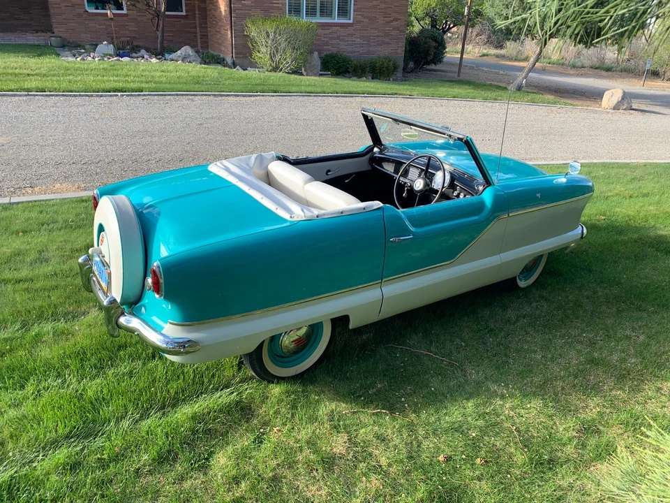 1957 Nash Metropolitan - Image 7 of 21