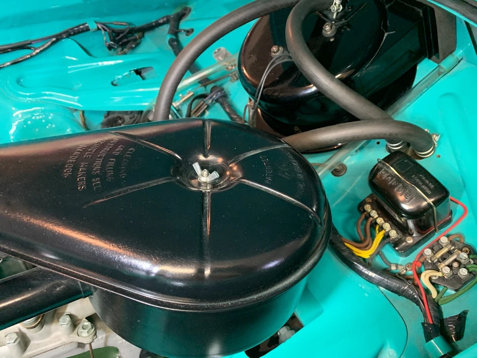 1957 Nash Metropolitan - Image 18 of 21