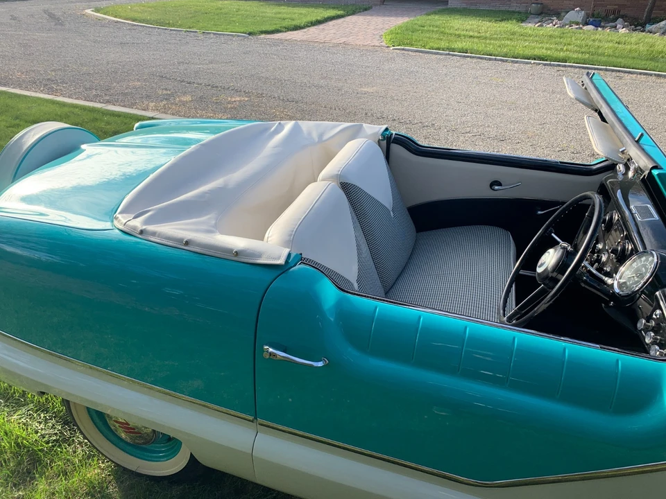 1957 Nash Metropolitan - Image 8 of 21