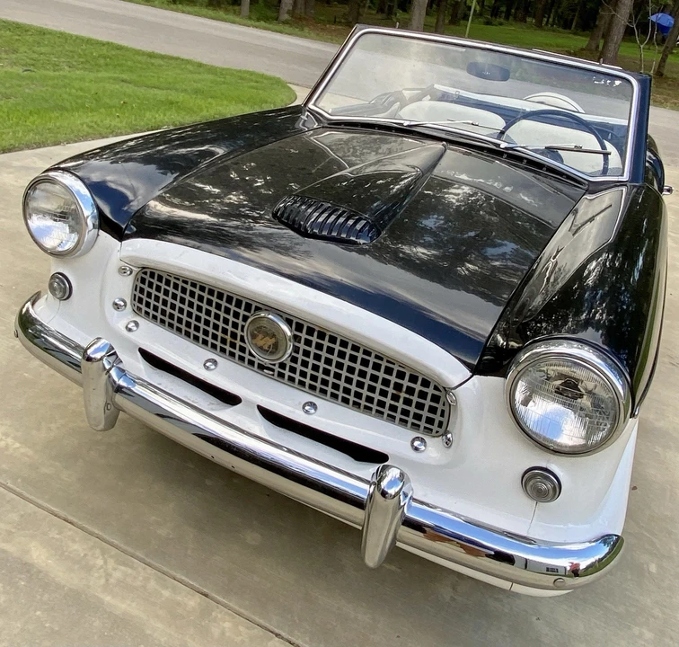1957 Nash Metropolitan - Image 2 of 10