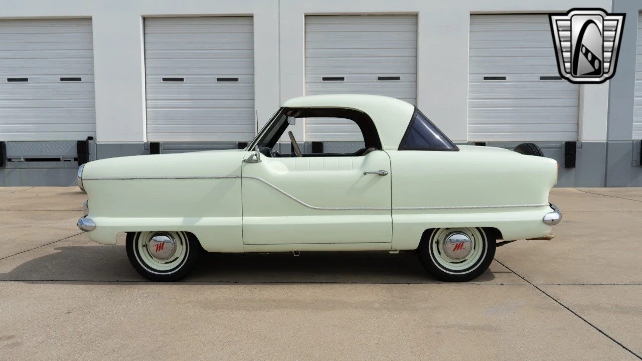 1957 Nash Metropolitan - Image 4 of 12