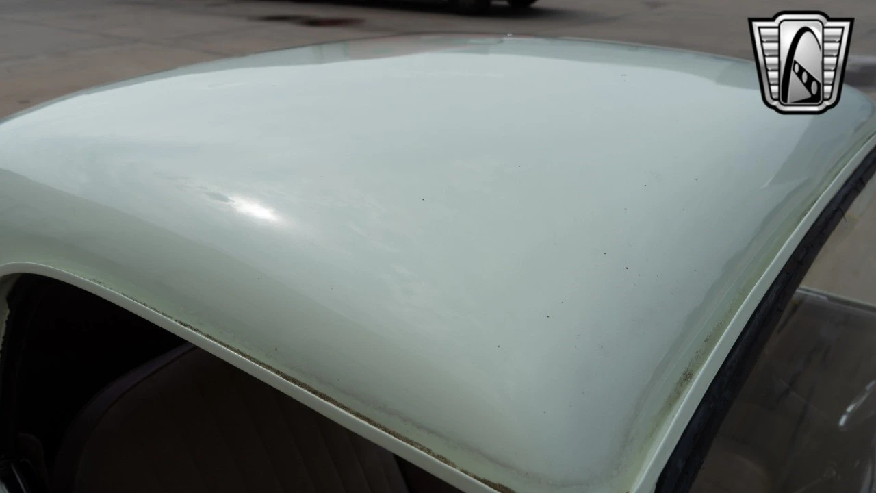 1957 Nash Metropolitan - Image 9 of 12