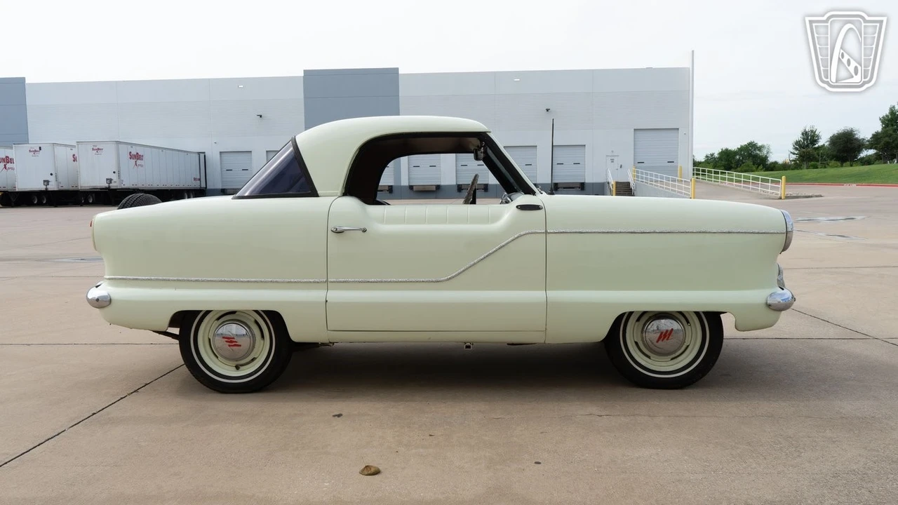 1957 Nash Metropolitan - Image 20 of 21