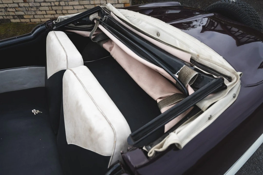 1957 Nash Metropolitan - Image 26 of 30