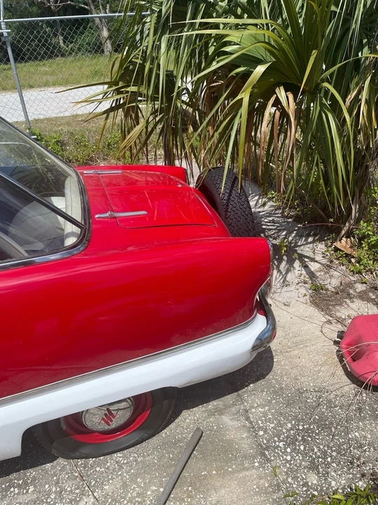 1957 Nash Metropolitan - Image 4 of 15