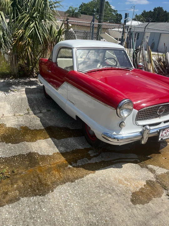 1957 Nash Metropolitan - Image 5 of 15