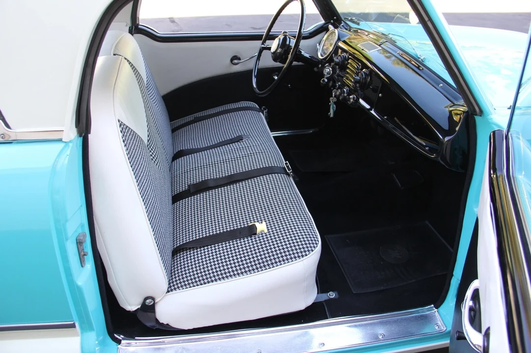 1957 Nash Metropolitan - Image 19 of 21