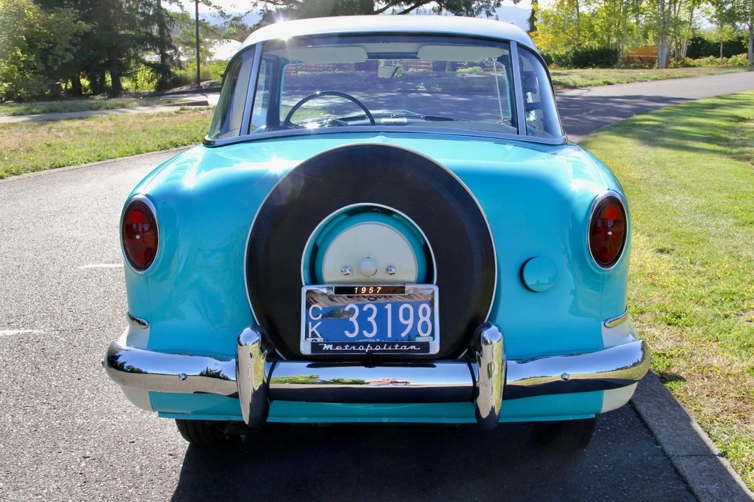 1957 Nash Metropolitan - Image 5 of 21