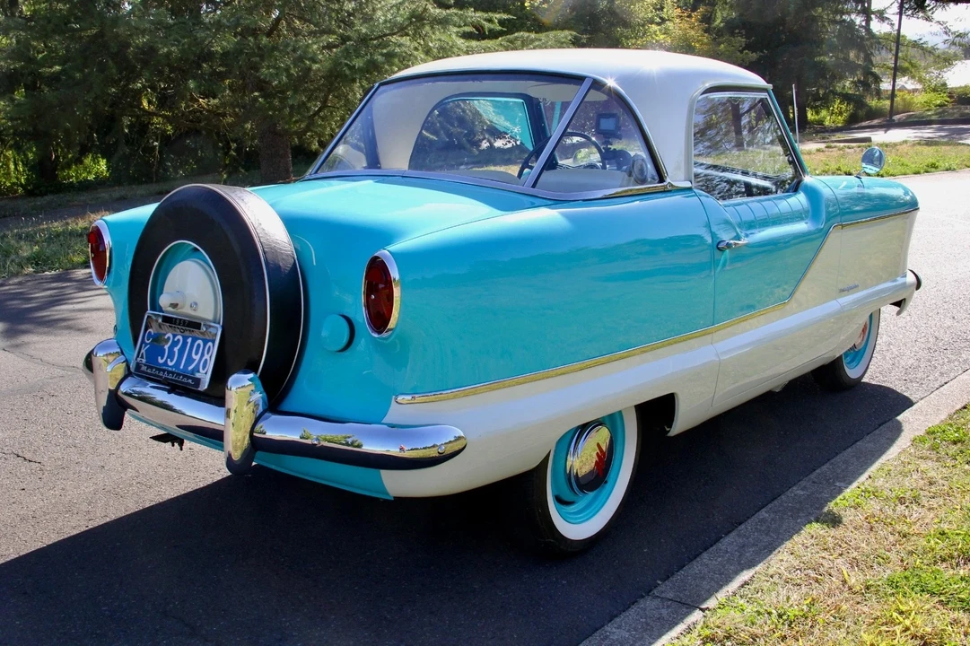 1957 Nash Metropolitan - Image 6 of 21