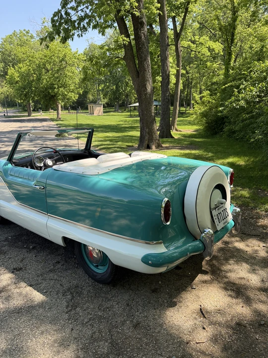 1957 Nash Metropolitan - Image 26 of 31