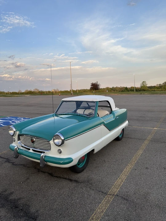 1957 Nash Metropolitan - Image 11 of 31