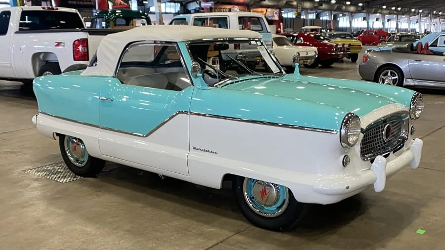 1957 Nash Metropolitan - Image 4 of 7