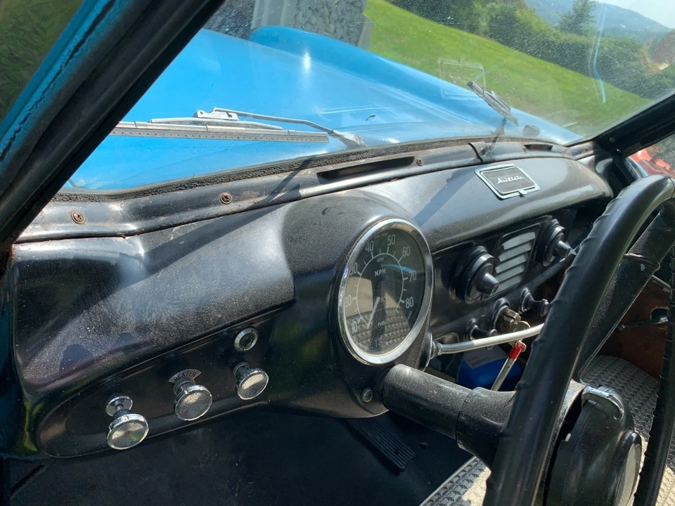 1957 Nash Metropolitan - Image 18 of 18