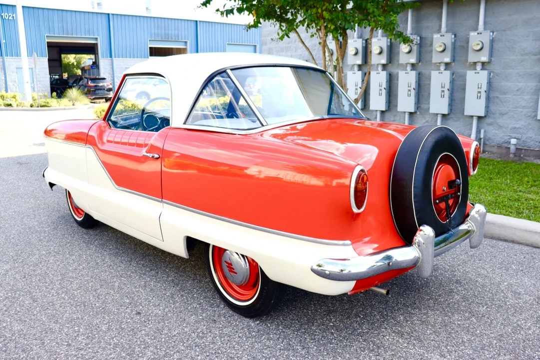 1957 Nash Metropolitan - Image 3 of 21