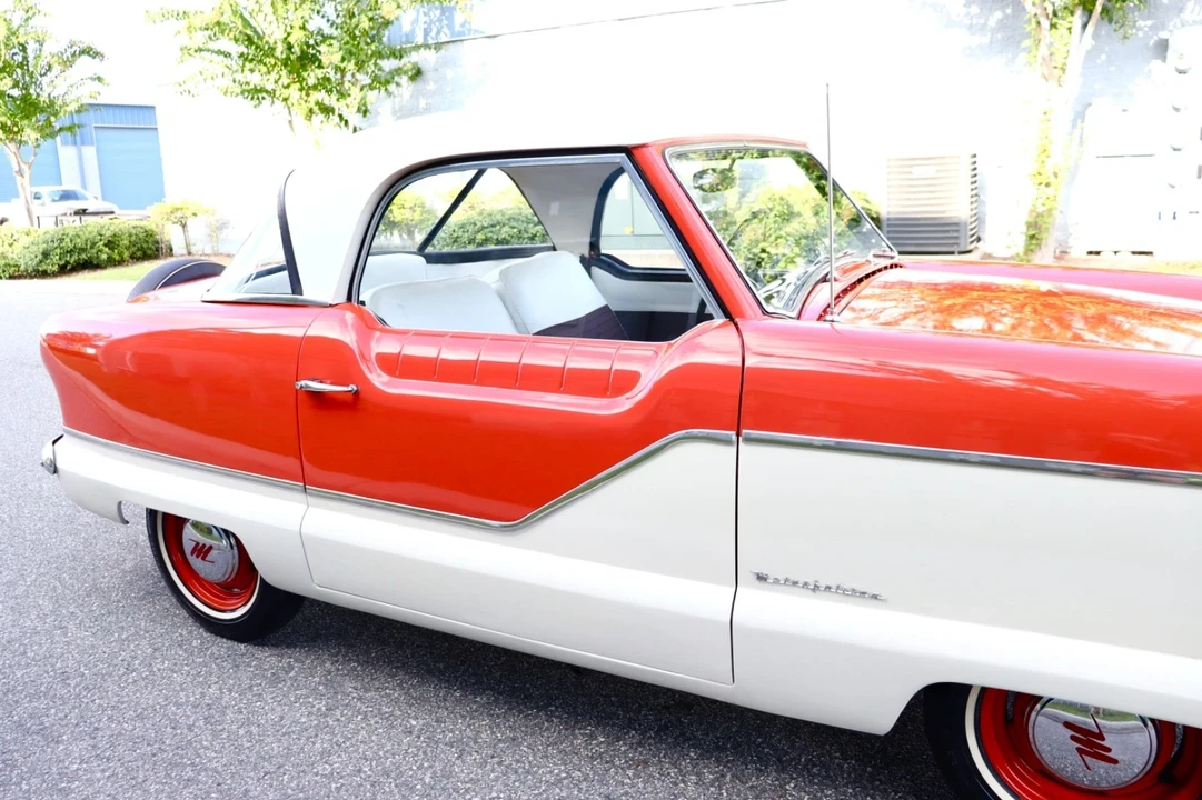 1957 Nash Metropolitan - Image 12 of 21