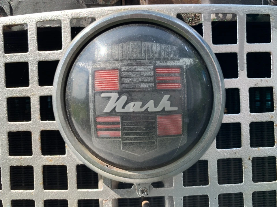 1957 Nash Metropolitan - Image 2 of 18