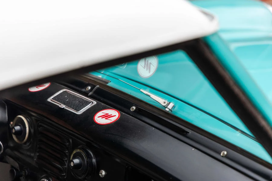 1957 Nash Metropolitan - Image 15 of 17