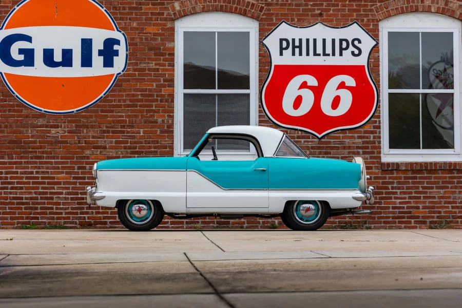 1957 Nash Metropolitan - Image 2 of 17