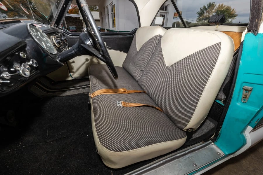 1957 Nash Metropolitan - Image 14 of 17