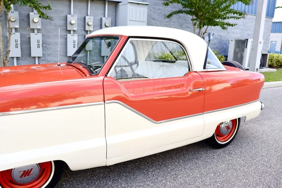 1957 Nash Metropolitan - Image 22 of 30