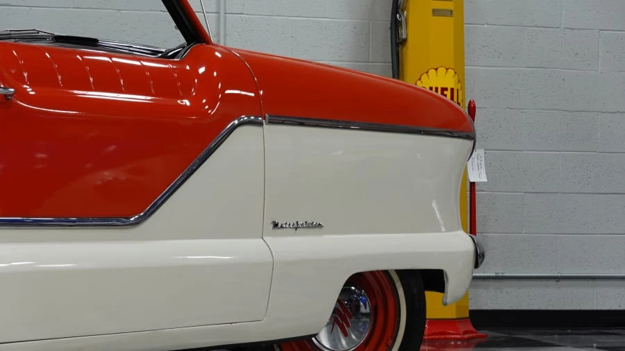 1957 Nash Metropolitan - Image 7 of 31