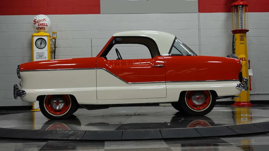 1957 Nash Metropolitan - Image 30 of 31