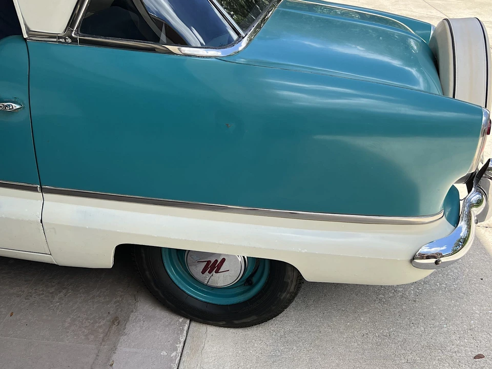 1957 Nash Metropolitan - Image 14 of 31