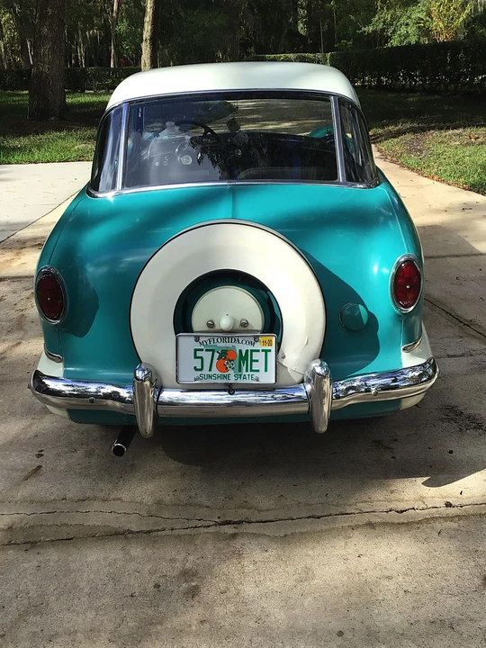 1957 Nash Metropolitan - Image 5 of 31