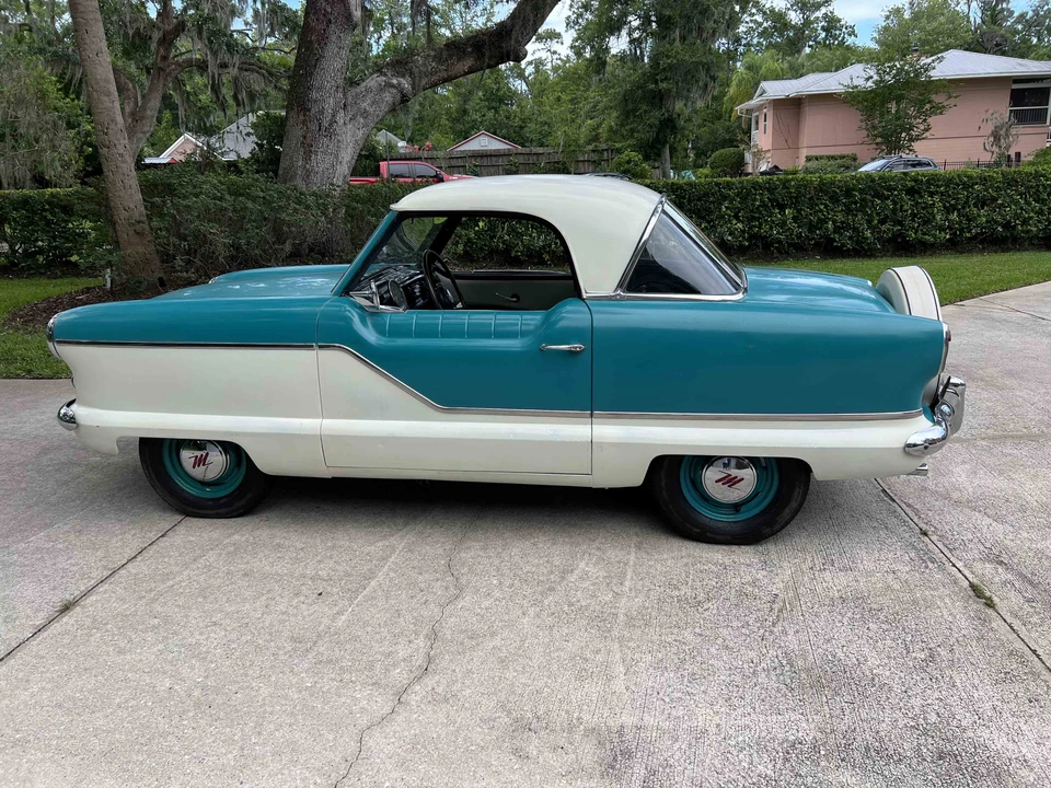 1957 Nash Metropolitan - Image 2 of 31