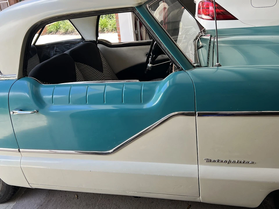 1957 Nash Metropolitan - Image 17 of 31
