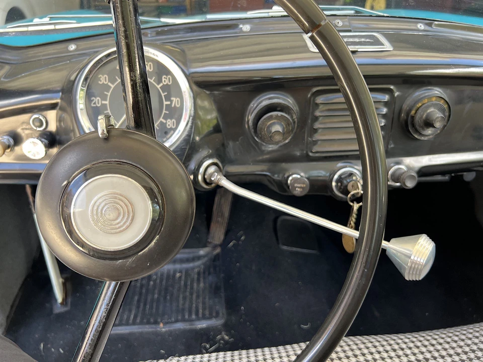 1957 Nash Metropolitan - Image 24 of 31