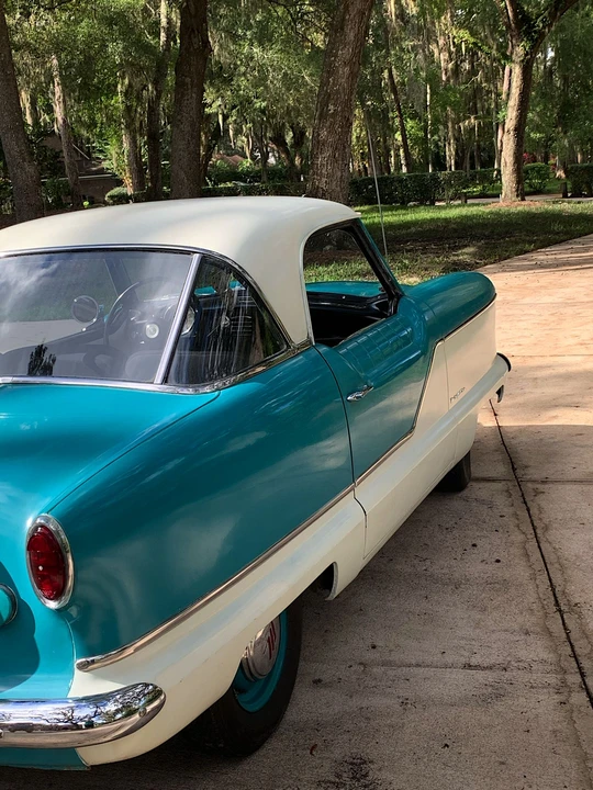 1957 Nash Metropolitan - Image 10 of 31