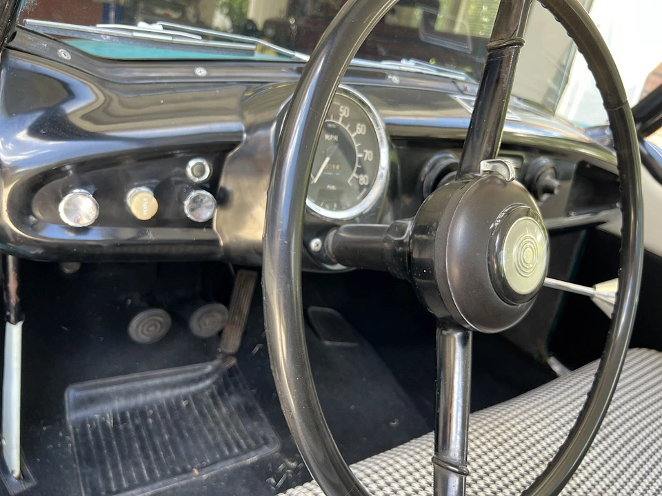 1957 Nash Metropolitan - Image 26 of 31
