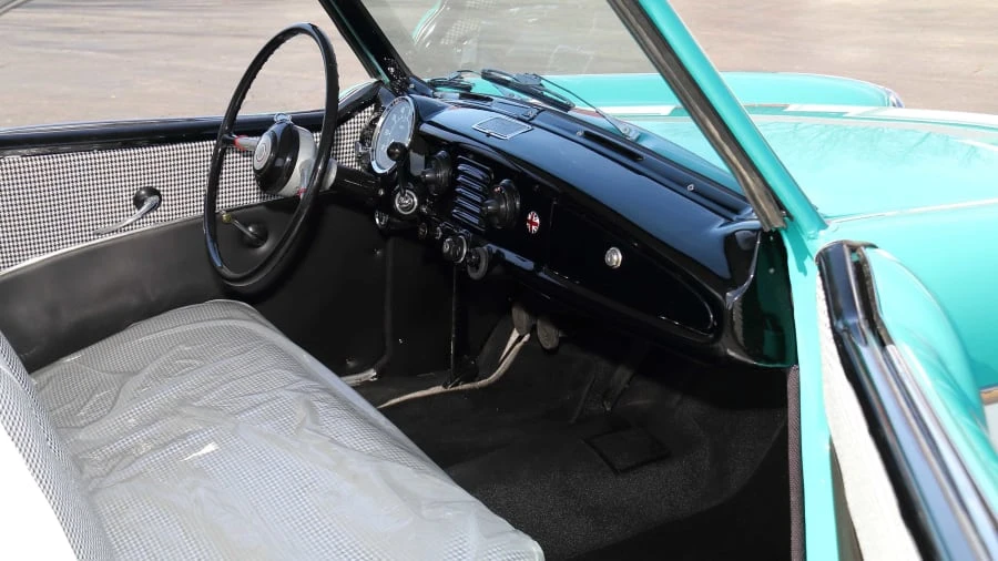 1957 Nash Metropolitan - Image 5 of 19