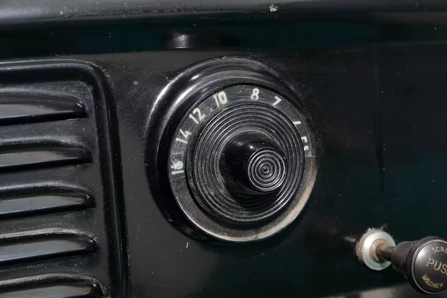 1957 Nash Metropolitan - Image 21 of 26
