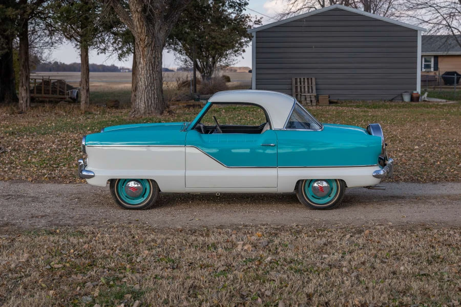 1957 Nash Metropolitan - Image 2 of 14