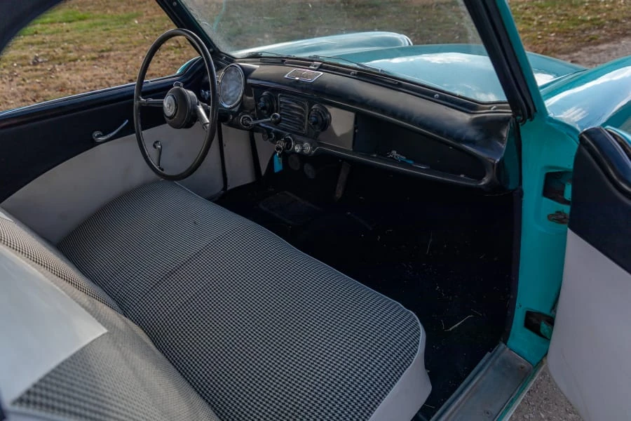 1957 Nash Metropolitan - Image 9 of 14