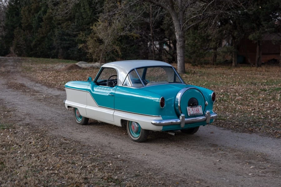 1957 Nash Metropolitan - Image 7 of 14