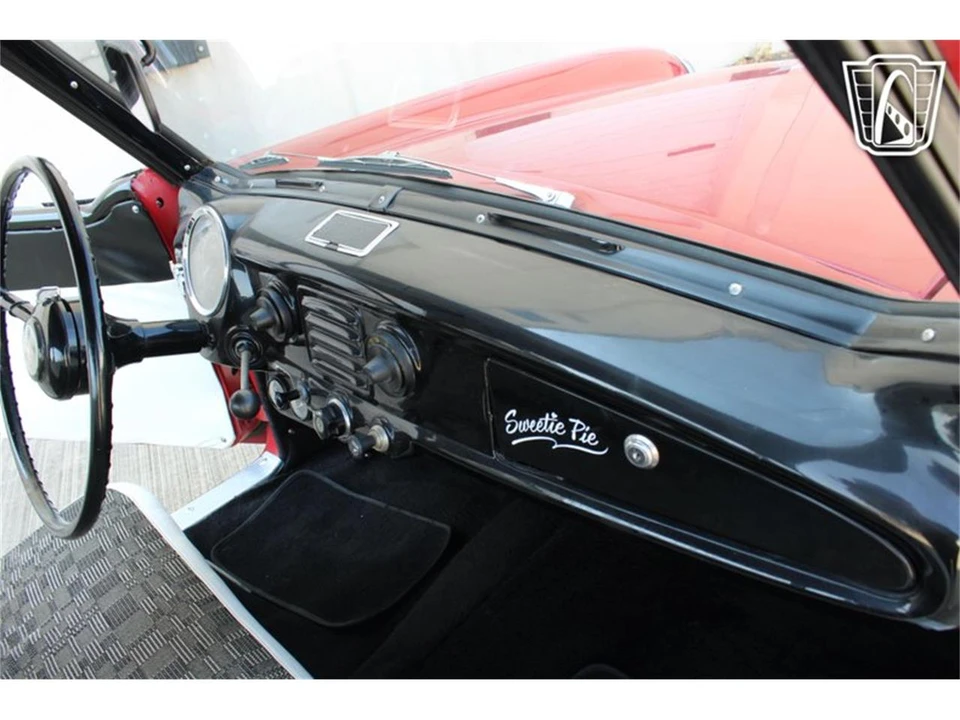 1957 Nash Metropolitan - Image 6 of 31