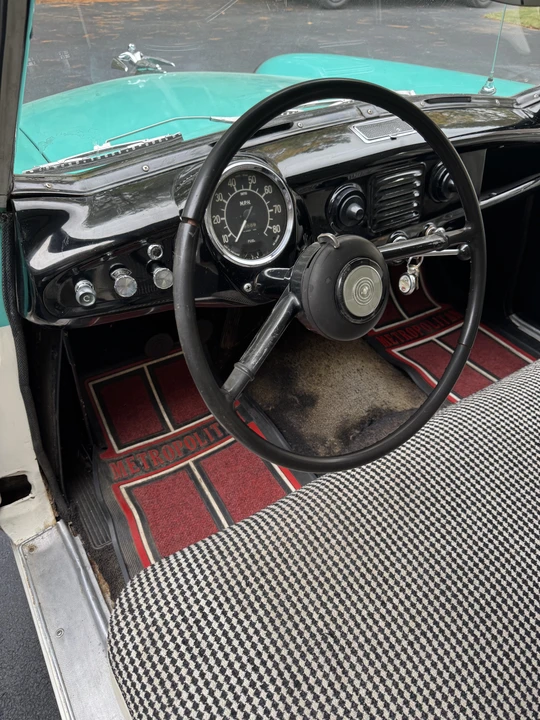 1957 Nash Metropolitan - Image 22 of 31