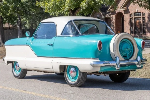 1957 Nash Metropolitan - Image 2 of 8
