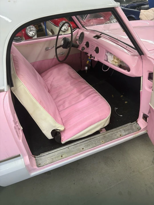 1957 Nash Metropolitan - Image 7 of 9