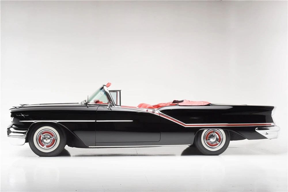 1957 Oldsmobile Starfire - Image 5 of 5