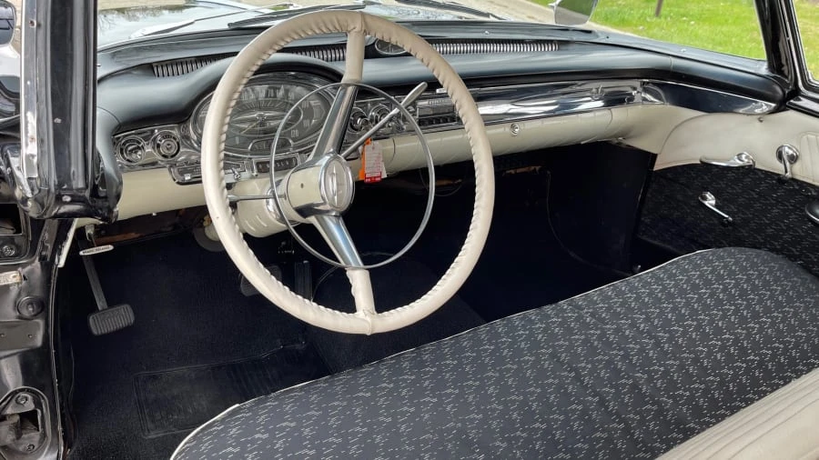 1957 Oldsmobile 88 - Image 4 of 13