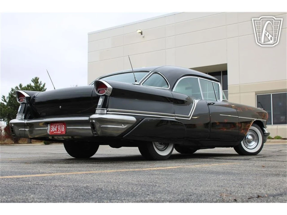 1957 Oldsmobile 88 - Image 16 of 31