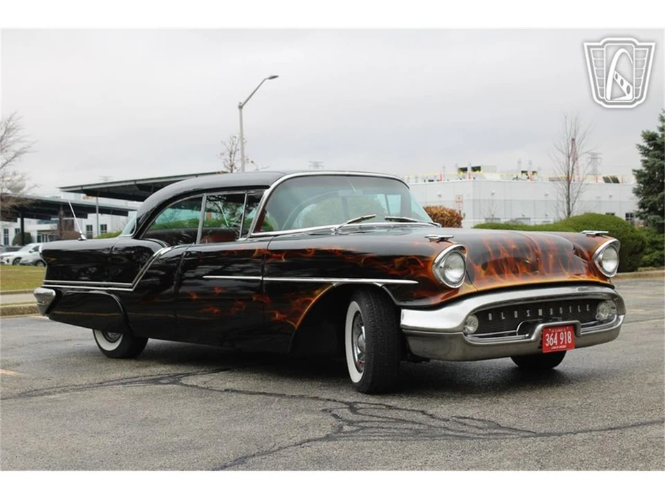 1957 Oldsmobile 88 - Image 21 of 31
