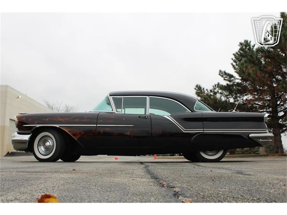 1957 Oldsmobile 88 - Image 7 of 31