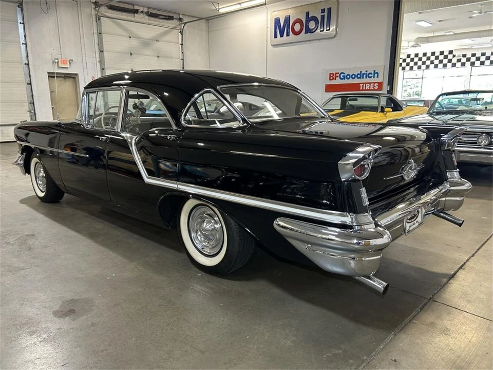 1957 Oldsmobile 88 - Image 7 of 31
