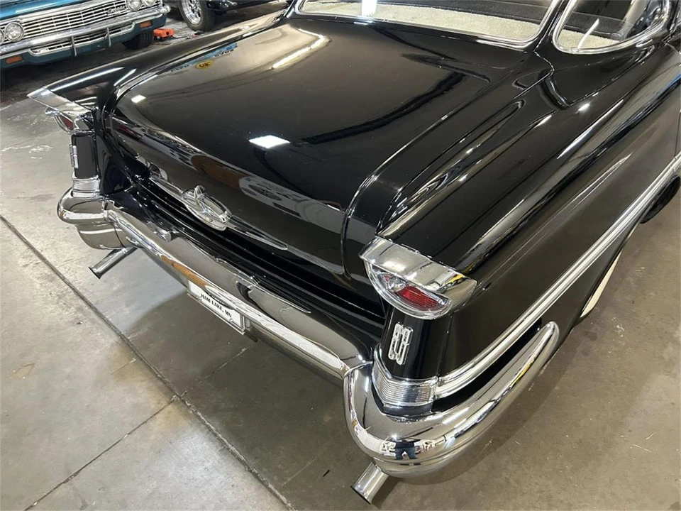 1957 Oldsmobile 88 - Image 19 of 31