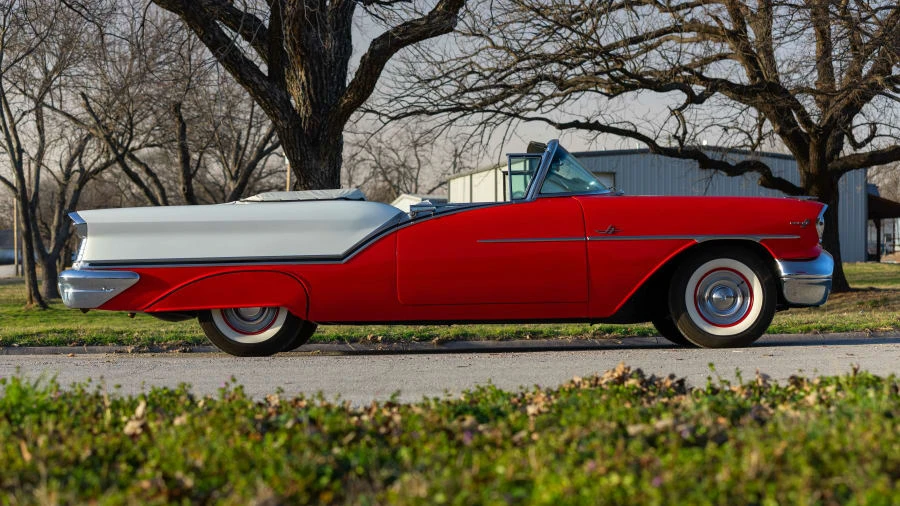 1957 Oldsmobile 88 - Image 8 of 24